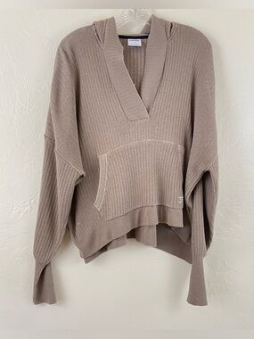 Gymshark Size Large Taupe Tan Ribbed Knit Hooded Side Slit Pullover Sweatshirt